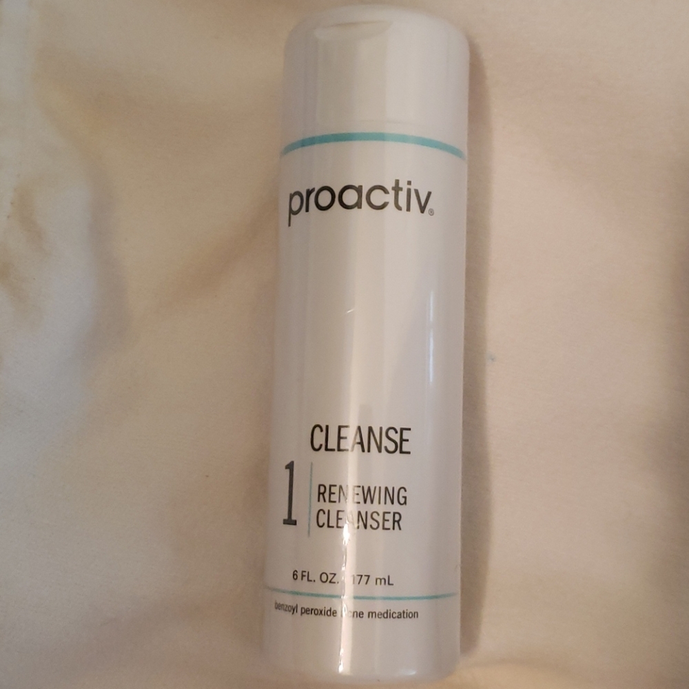 PROACTIV RENEWING CLEANSER